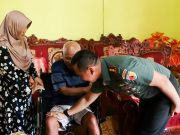 Sambangi Anggota yang Sakit, Dandim Bojonegoro berikan Motivasi Img 20231123 Wa0034