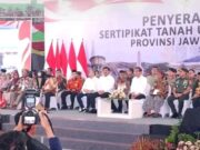 Presiden RI Serahkan Sertfikat Tanah Kepada 350 Warga Lamongan Img 20231229 113052