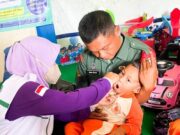 Babinsa Kodim Bojonegoro Dampingi Tim Nakes Berikan Imunisasi Pada Anak Img 20240116 Wa0006 Copy 462x319