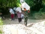 Luar Biasa, Perjuangan Tak Kenal Lelah Babinsa Kodim Bojonegoro Kawal Distribusi Logistik Pemilu Img 20240213 Wa0043