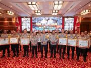 Polres Bojonegoro Terima Piagam Penghargaan Dari Ombudsman RI Img 20240304 Wa0051 Copy 576x383