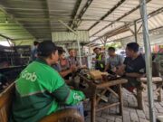 Unit Kamsel Satlantas Polres Bojonegoro Ngopi Bareng Ojol Img 20240422 Wa0003 Copy 952x714
