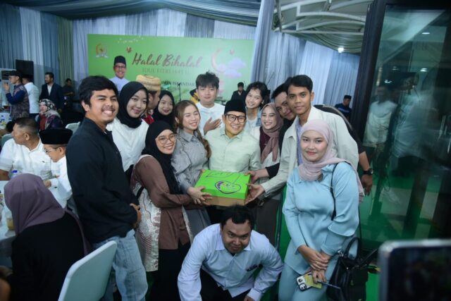 Wakil Ketua Dpr Ri Abdul Muhaimin Iskandar Saat Open House Dalam Rangka Halal Bihalal Di Kediamannya20240421201447