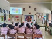 Sat Binmas Polres Bojonegoro Ajak Siswa Stop Bullying di Sekolah Img 20240502 Wa0019 Copy 518x291