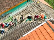 Peduli Dunia Pendidikan, Babinsa Kodim Bojonegoro dan Warga Rehab Ruang Kelas SD Mediacahayabaru.id Orbitnasional.com 15