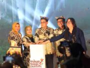Pj Gubernur Jawa Timur Apresiasi Pekan Batik Daerah yang Digelar Bojonegoro Fb Img 1717601423042