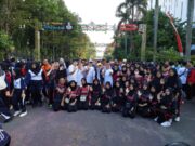 Semangat Warga Bojonegoro Ikuti Senam Hajar Serangan Fajar Bersama KPK Fb Img 1717814802420