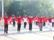 Senam Kemerdekaan, Pj Bupati Adriyanto Kobarkan Semangat Ribuan Warga Bojonegoro Fb Img 1725003434490