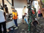 Forkopimcam Kedungadem Bersama Masyarakat Bersihkan Puing-puing Sisa Kebakaran di Desa Drokilo Mediacahayabaru.id Orbitnasional.com Bojonegorotimes.id 154