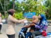 Kapolsek Sedati Beserta Jajaran Bagikan Nasi Kepada Pengendara Sepeda Motor Mediacahayabaru.id Orbitnasional.com Bojonegorotimes.id 53