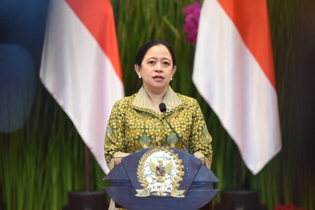 Ketua DPR RI Puan Maharani di gedung DPR, Senayan, Jakarta. Jum'at (24/1/2025)