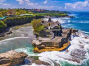 Pura Tanah Lot Bali Destinasi Wisata Yang Wajib Anda Kunjungi Img 20250130 Wa0006