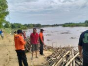 Niat Mencari Kayu di Bengawan Solo, Malah Hanyut Tenggelam Mediacahayabaru.id Orbitnasional.com Bojonegorotimes.id Amunisinews.id 268