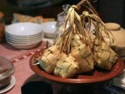 Tradisi Makan Ketupat Kaum Muslim Indonesia di Malam Nisfu Syaban Img 20250213 Wa0043