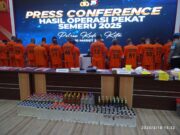 Polres Kediri Kota Konferensi Pers Mengungkap Kasus Operasi Pekat Semeru 2025 Img 20250312 wa0008