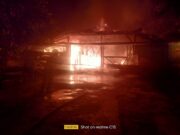 Damkarmat Bojonegoro Gercep Padamkan Kobaran Api di Gudang Mebel Sukorejo Img 20250428 wa0006