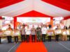 Hadiri Ground Breaking Asrama Polresta Samarinda, Kapolri Bagikan Sumur Bor dan Sembako ke Warga Img 20250518 wa0045