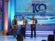 Bupati Bojonegoro Sabet Penghargaan, Bukti Kerja Nyata di 100 Hari Pertama Img 20250702 wa0053