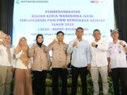 Bupati Bojonegoro Lepas Mahasiswa KKM: Bukan Sekadar Pindah Tidur, Ini Misi Besarnya 1b7d20eb b654 4cc2 8405 caf09017b2df