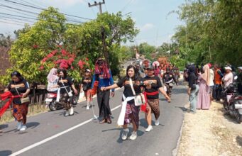 Pelajar Kedungadem Pamer Kreativitas, Karnaval Budaya Jadi Tontonan Seru Warga Bojonegoro 498b36da 0306 45fd b079 5c7d91dda1b4