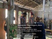 Jaga Kamtibmas, Polsek Sukosewu Bersama TNI, SatPol PP Sisir Warung Kopi 82b23a05 19df 4ef2 bcb6 56af3062c4de