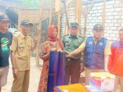 Puting Beliung Terjang Petiyen! TNI-Polri dan BPBD Lamongan Turun Bantu Warga 0e3153d1 7e96 4163 84ca aabd1166355e