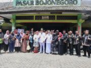 Senyum Para Bakul Blonjo Bojonegoro: Terima Kasih, Pemerintah Peduli Kami 1b75dae8 559c 43bc 9ce5 474d3d79dbca