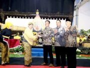 Diusia 49 Koperasi Kareb: Bupati Bojonegoro Apresiasi Peran Besar dalam Ciptakan Lapangan Kerja 2291a886 b36e 4f02 ba16 0db109a4c9c2