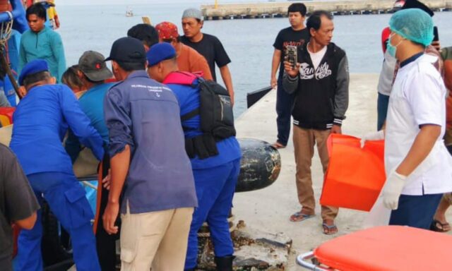 3c751ba5-ff99-4baf-91b9-e50403ccf4f2 3c751ba5 ff99 4baf 91b9 e50403ccf4f2