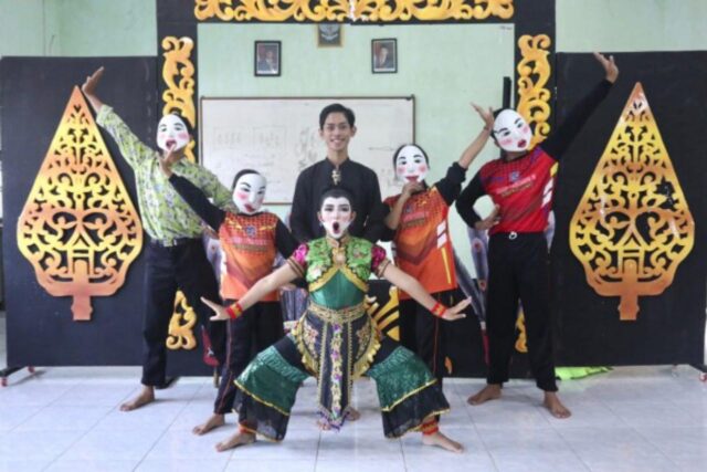 46f7de42-4e1a-4fdd-a40b-3943a95f1428 46f7de42 4e1a 4fdd a40b 3943a95f1428