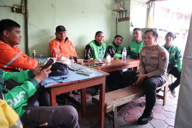 53a06076-0749-4944-8c81-1790b5442c8d 53a06076 0749 4944 8c81 1790b5442c8d