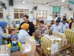 Buruh dan Polisi Bersatu, Apel Akbar Bojonegoro Gaungkan Pesan Kebangsaan 2025 5c15a1f5 acd2 42e3 8982 b69abf9aa30c