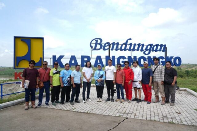 77b2040c-df49-4eeb-a867-71e2e9560e88 77b2040c df49 4eeb a867 71e2e9560e88