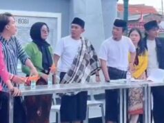 Menggetarkan, Lagu Indonesia Raya Bergema di Makam W.R. Soepratman Surabaya 90976339 d2ba 4a64 88ad 9f2ac3f0ee6e