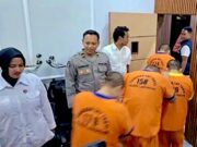 Polres Lamongan Bongkar Sindikat Pembobol ATM Antar Kota, Begini Aksi Mereka 94f23e2e 81da 4d41 b296 acf4ffcc2baa
