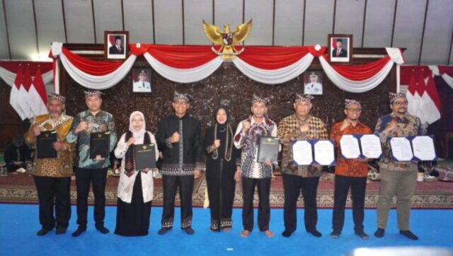 cc0943ff-eaba-4649-927f-11092d486b3b Cc0943ff eaba 4649 927f 11092d486b3b