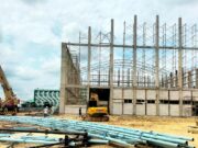 Lalai Terapkan K3, Proyek Rp16 Miliar Sport Center Bojonegoro Ancam Nyawa 1763084701150 copy 1280x756