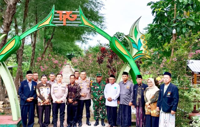 1763189648841 copy 1280x814