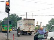 Traffic Light Perempatan Balen Bojonegoro Diabaikan, Kasatlantas Bojonegoro Geram IMG 20251201 WA0014