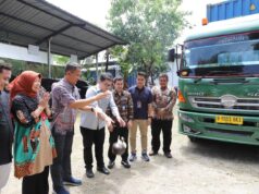 Satu Kontainer Penuh Keripik Matoh Produksi Lokal Bojonegoro Dikirim ke Arab Saudi IMG 20251205 WA0018