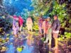Cuaca Ekstrem, Babinsa dan Warga Lamongan Kompak Evakuasi Pohon Tumbang IMG 20260109 WA0015