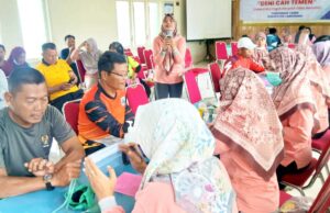 Cegah Penyakit Sejak Awal, Aparatur Kecamatan Laren Lamongan Ikuti Posyandu Pegawai IMG 20260124 WA0037
