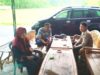 Bukan Razia, Polisi Kapas Bojonegoro Pilih Ngobrol Santai Jaga Keamanan Desa IMG 20260127 WA0027