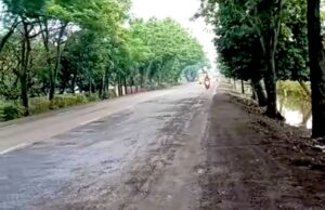 Motor Oleng di Baureno Karena Lubang, Ini Kondisi Jalan Nasional Bojonegoro IMG 20260215 WA0021