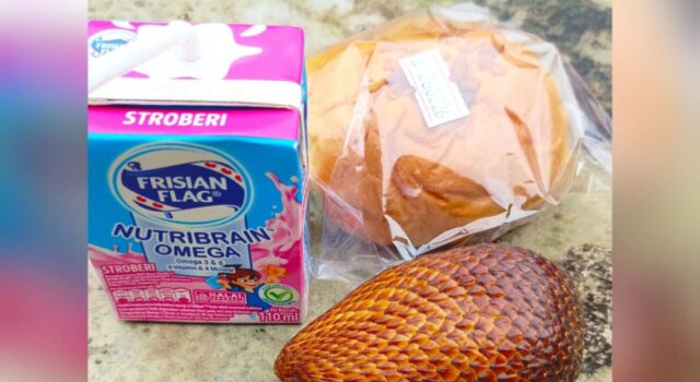 Kepala SPPG Jamberejo Bojonegoro Bungkam, Orang Tua Pertanyakan Kualitas MBG IMG 20260224 WA0058