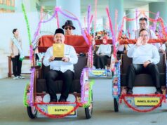 Motor Sampah dan Sembako Dibagikan, Begini Cara Gresik Hargai Pejuang Lingkungan IMG 20260228 WA0006