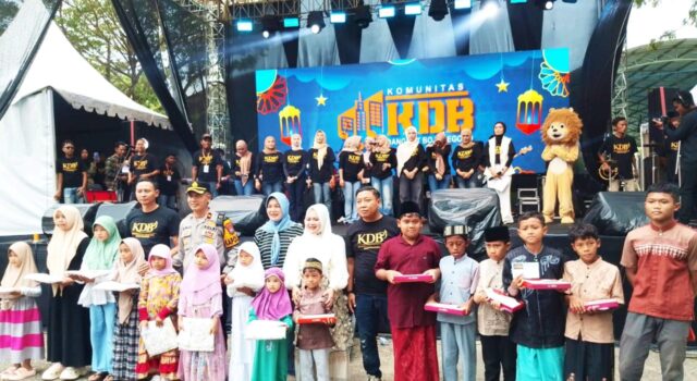 Seniman Dangdut Bojonegoro Kompak, Ribuan Massa Padati Stadion Soedirman Demi Anniversary KDB IMG 20260307 WA0033