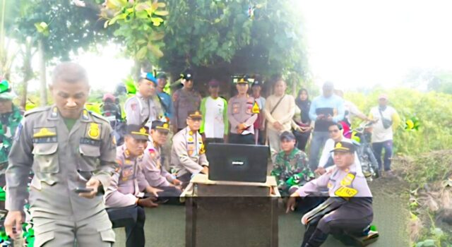 Sinergi Tanpa Batas, Kapolsek Kepohbaru Bojonegoro Ikuti Live Streaming Tanam Jagung Nasional 2026 IMG 20260309 WA0005