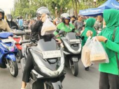 Bikin Adem, Persit Kodim Bojonegoro Turun ke Jalan Bagikan Takjil IMG 20260310 WA0023