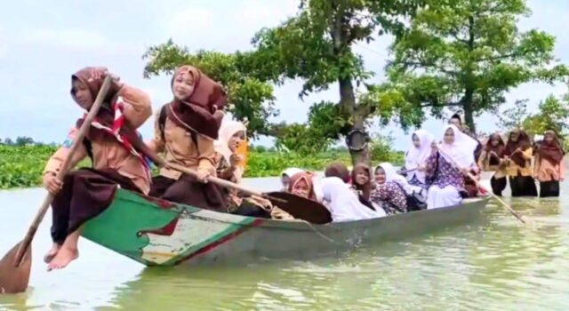 Banjir Berbulan-bulan, Begini Cara Warga Lamongan Bertahan Hidup Jelang Idul Fitri 2026 IMG 20260311 WA0006